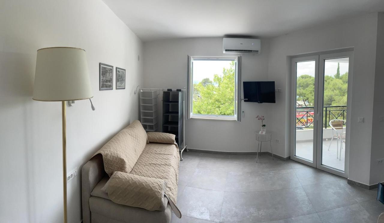 Sandra Apartments Makarska Esterno foto